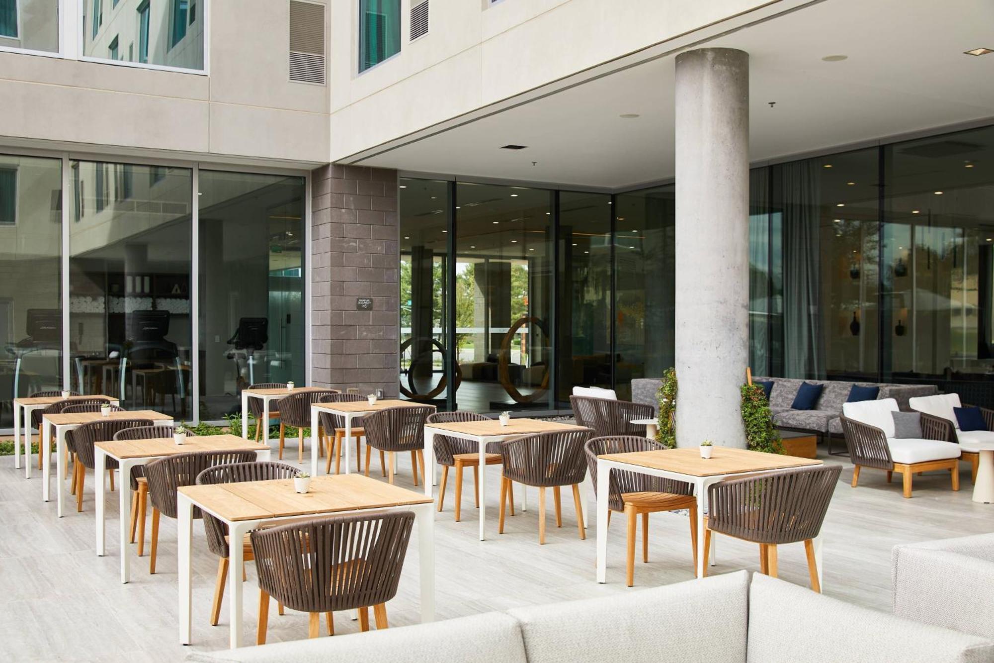 Ac Hotel Phoenix Biltmore Exterior foto